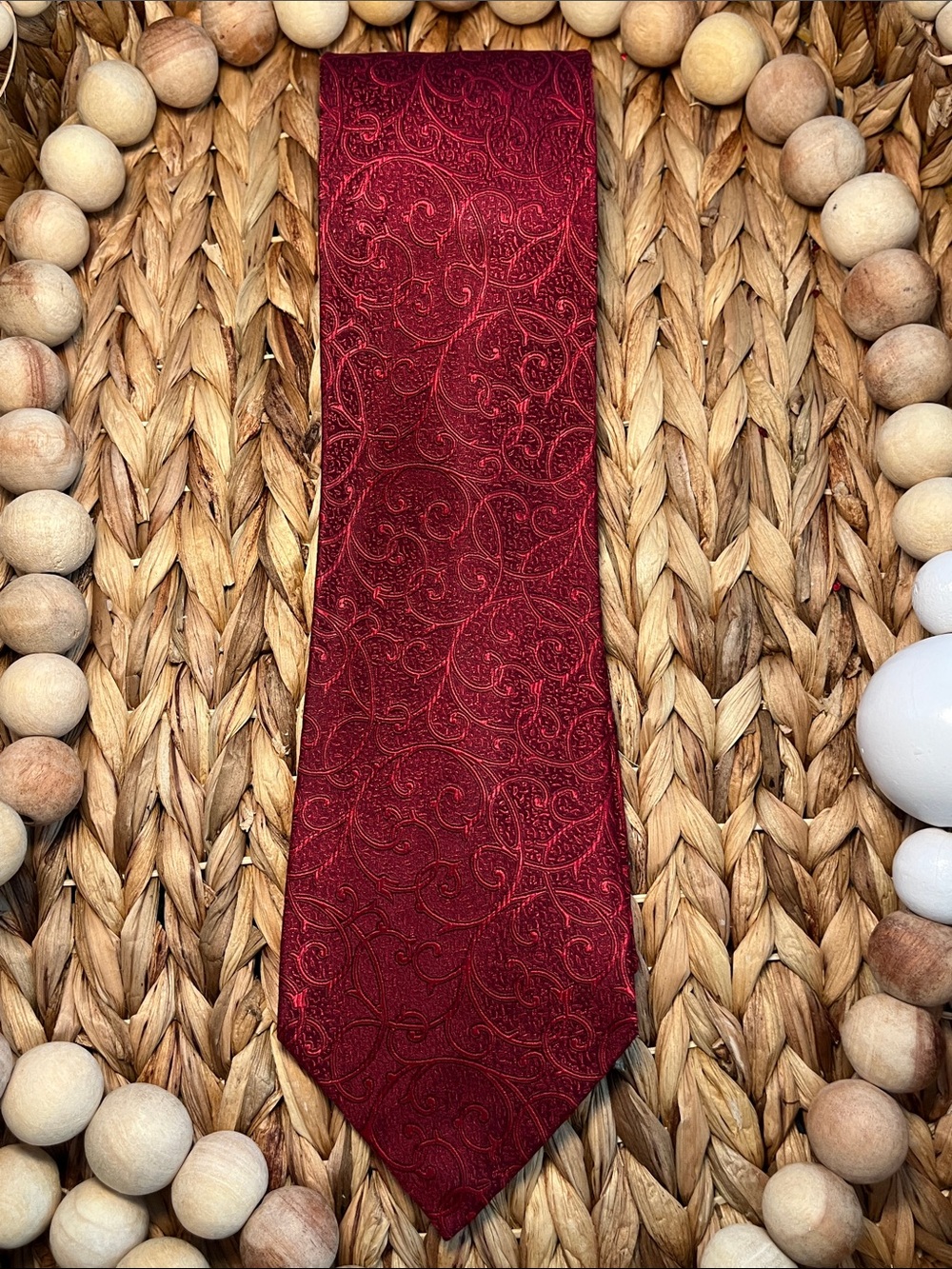 Red Paisley Textured Silk Tie